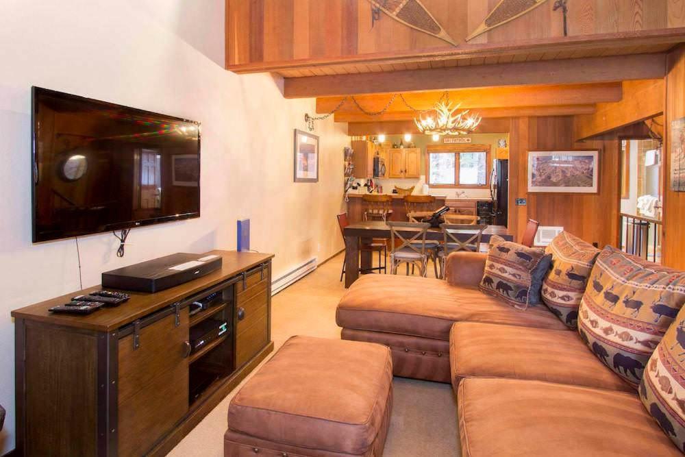 Winterset #28 Shared Hot Tub & Sauna, Mammoth Lakes