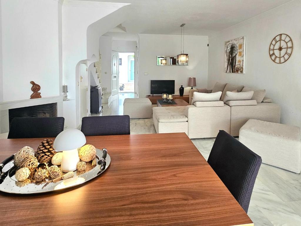 Sunny Dream House by Lica Homes - 3