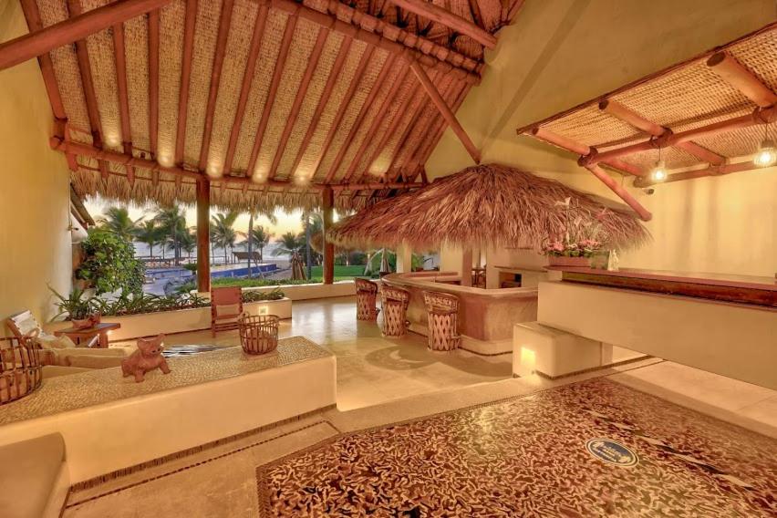 LAS PALMAS LUXURY VILLAS