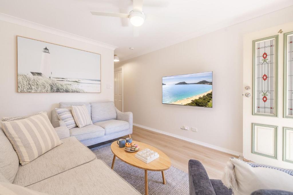 Crystal by the Bay, 4-6 Crystal Cl - Wifi, Air Con and Coffee machine, Fingal Bay