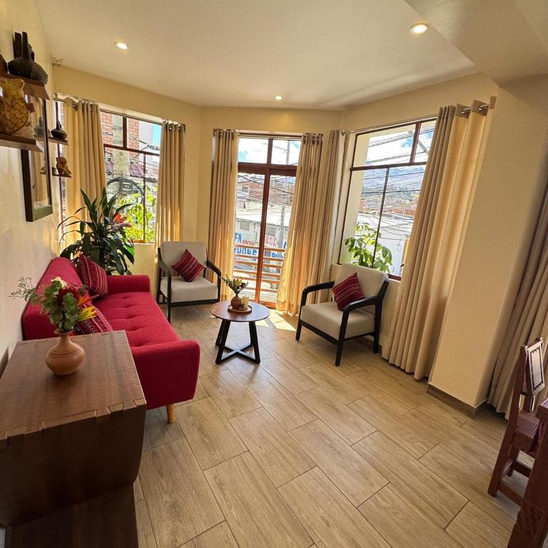 Puka Raju Cozy Andean Retreat in Huaraz, Huaraz