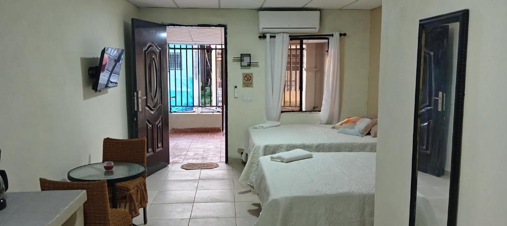 Casa Real, Panama City