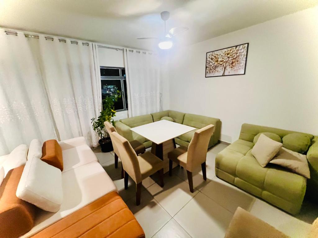 Apartamento Central com 4 Quartos, Ponta Grossa