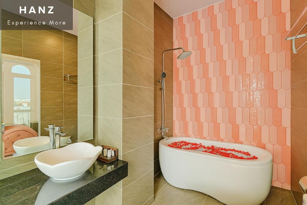 HANZ Anna Hotel