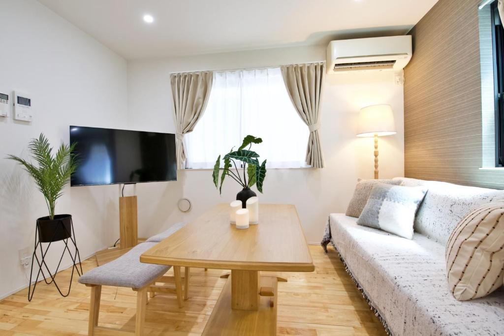 BH Terrace Hirai 103, Токио