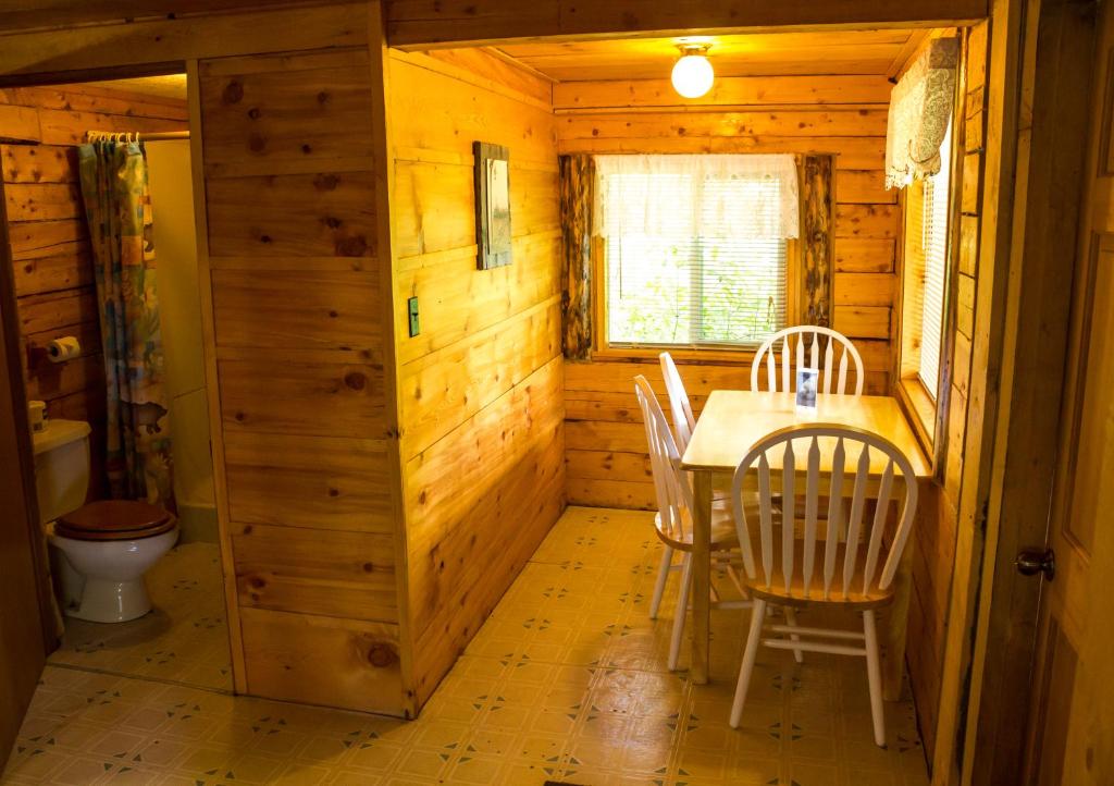 Midnight Sun Log Cabins photo