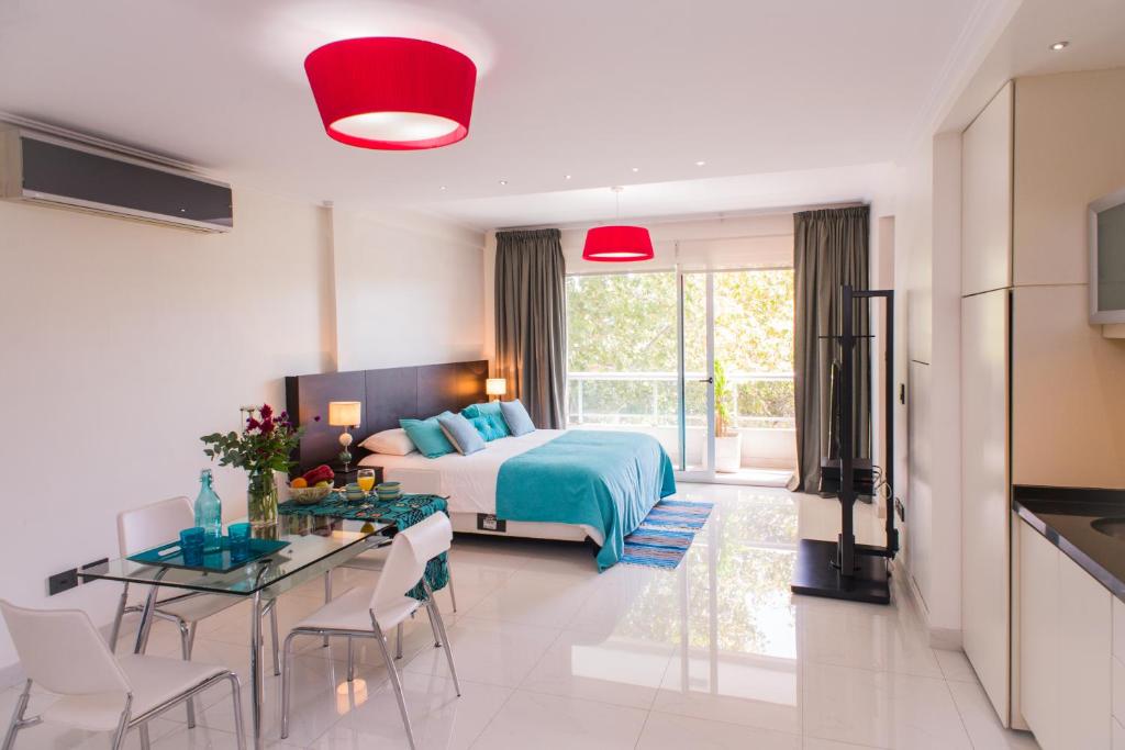 Soho Luxury Suites - 2