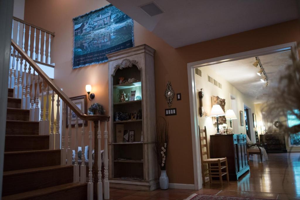 The Inn at White Oak photo