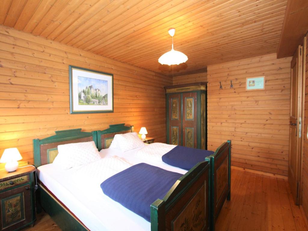 Characterful old farmhouse with 4 apartments in Fresach Carinthia with garden - 2