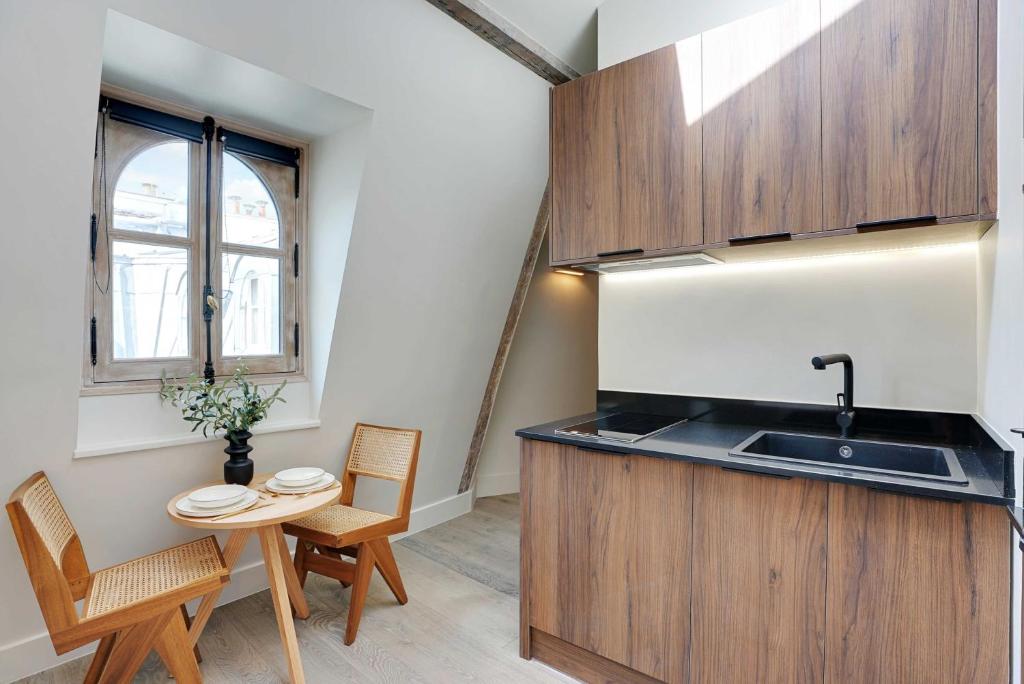New studio - 2P - Place-Vendome - 2