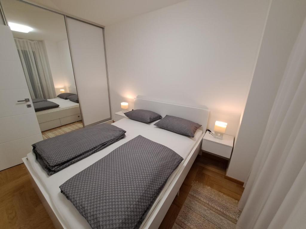 Monia Apartman, Banja Luka