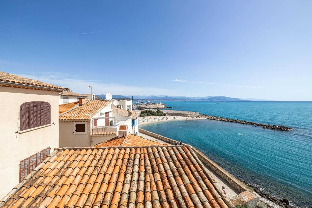 Magnificient 2 bedroom Flat sea view - Residence - Antibes Centre - 2