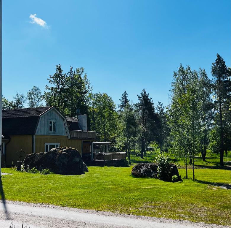 Mark Villan, Örebro