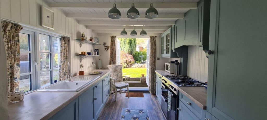 Charming Cottage in Pilton (Barnstaple) - photo 3