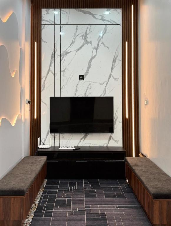 WhiteHouse - Aqua Pool Playground 9 Rooms, Tanah Merah