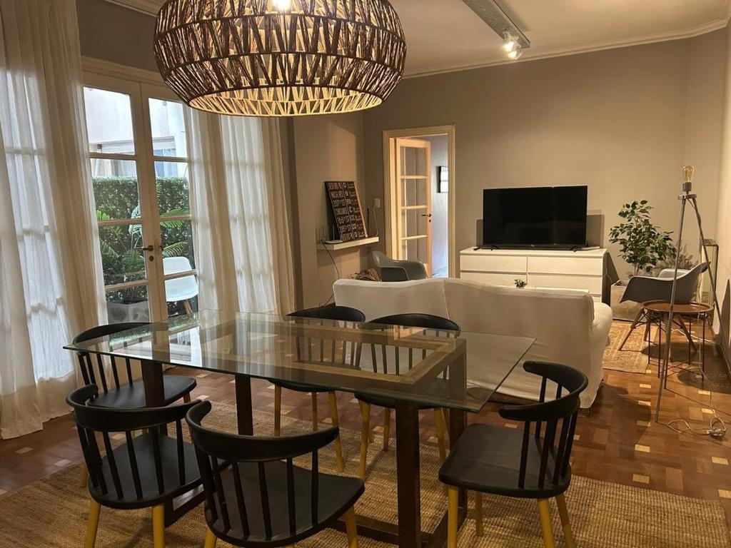 Amplio Departameno en excelente ubicacion - 2