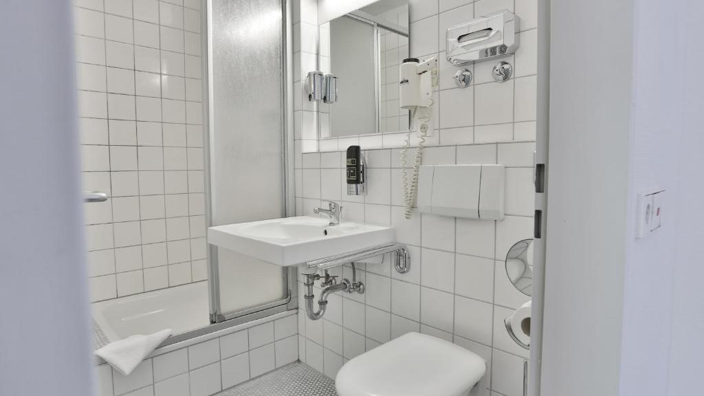 Hotel Maurer photo