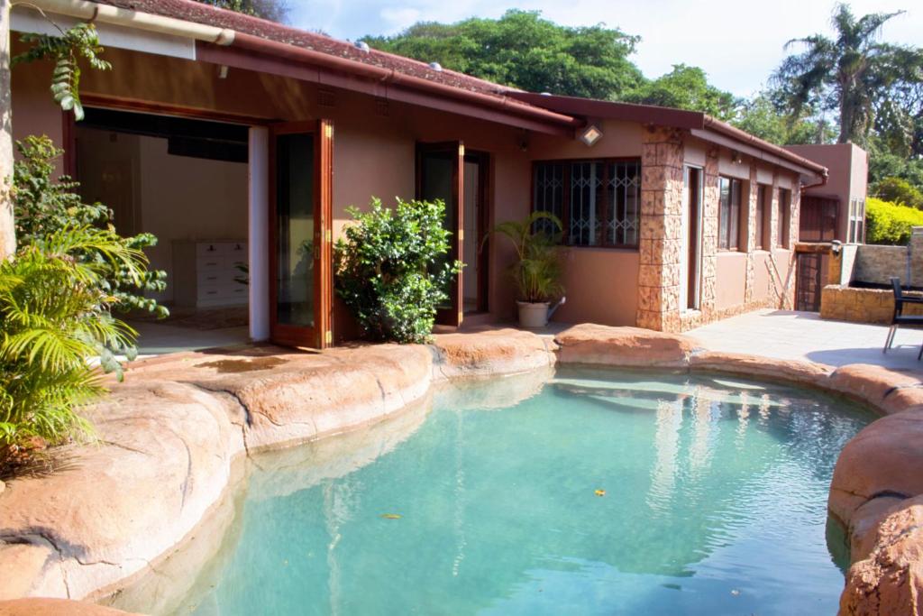 Elroiairbnb, Amanzimtoti