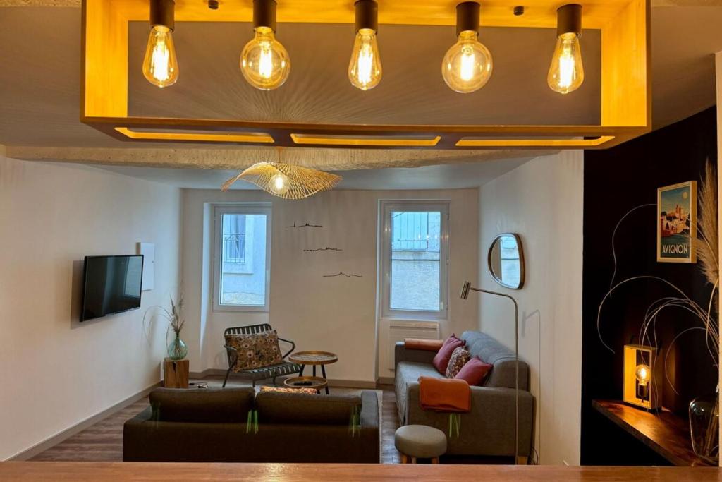 The Song of the Cicadas, LʼIsle-sur-la-Sorgue