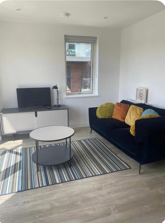 Urban Nest London Private Room in a 2 bedroom with Private bathroom, Londýn