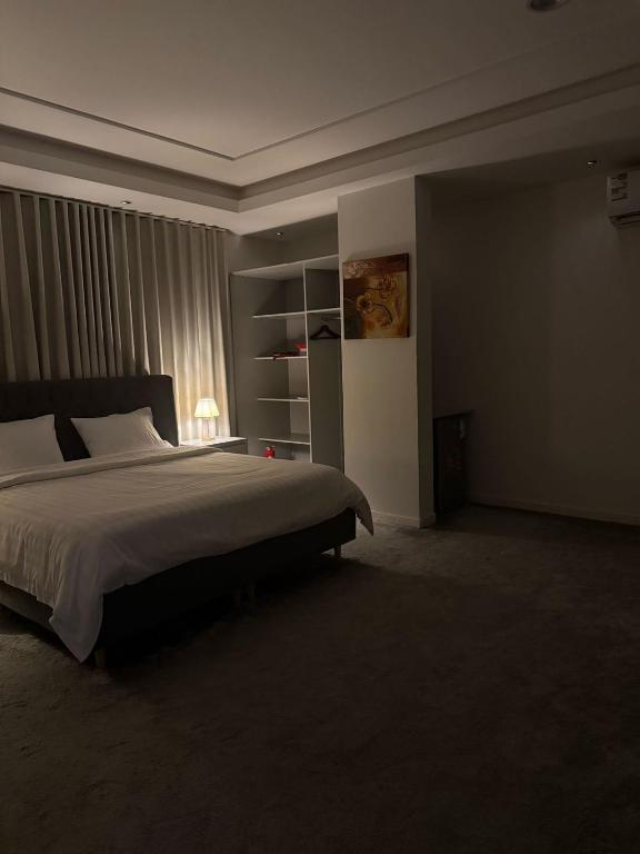 Elegant Studio, Džidda