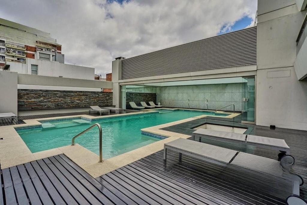 Lujoso Penthouse Apertura 2024 Panoramico Piscina Gym Parrilla Salon de Eventos y Negocios - 4