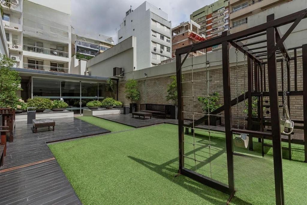 Lujoso Penthouse Apertura 2024 Panoramico Piscina Gym Parrilla Salon de Eventos y Negocios - 5