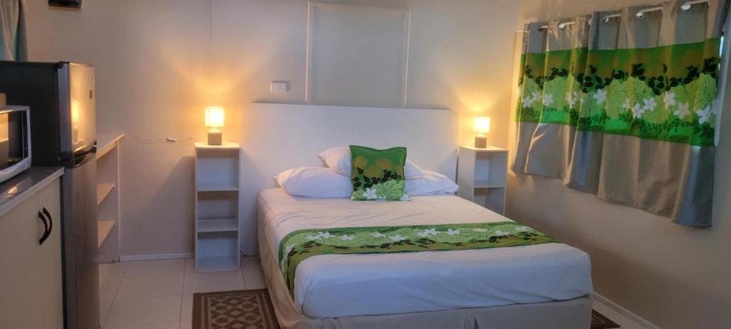 Rei-Ris Place self contained studio unit, Ngatangiia