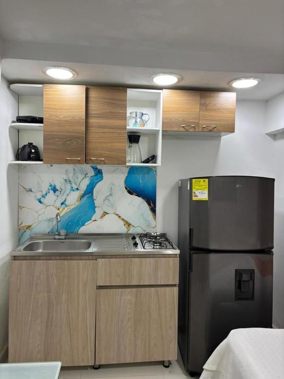 Nabusimake suites lady - 2