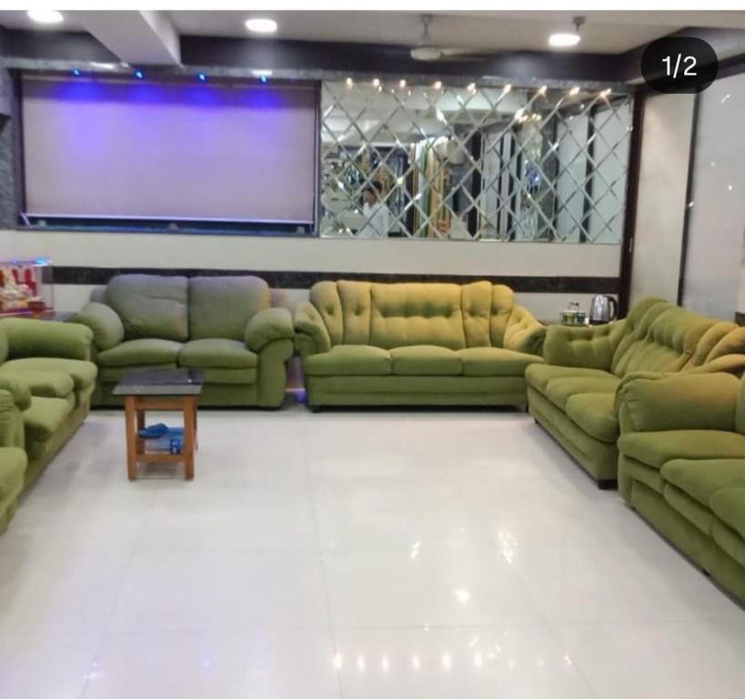 FabExpress The Platinum