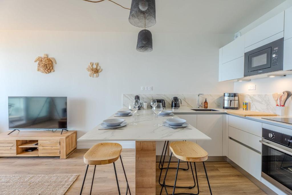 Appartement coup de cœur face à locéan Garage privé - 5