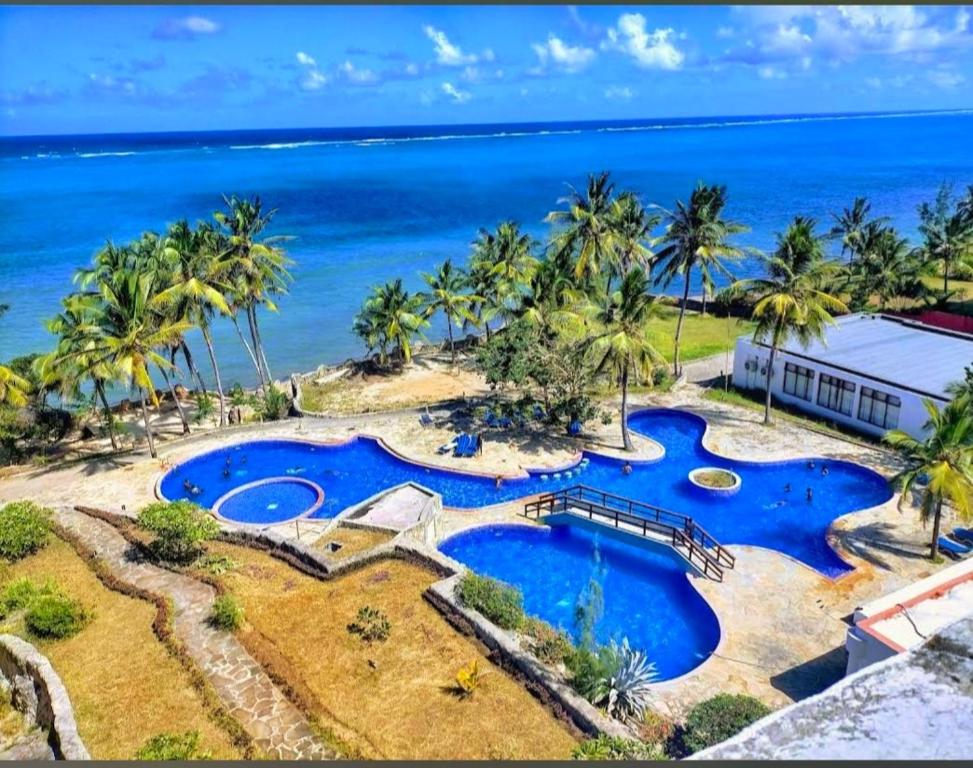 Shanzu Oceanfront Apartments, La Mera, Mombasa