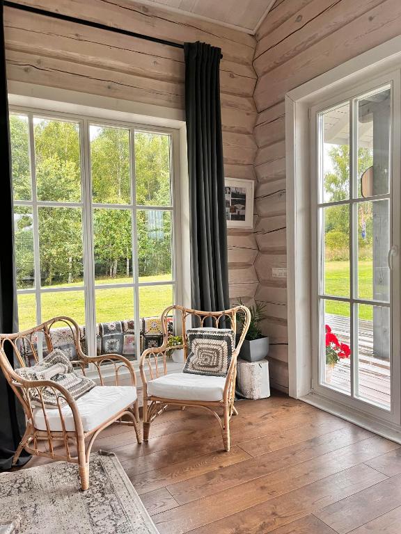 Aviečių vila, Semeliškės