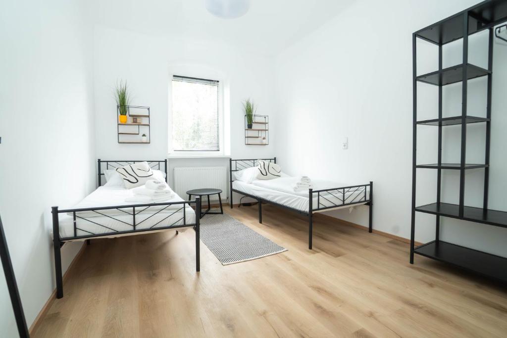 Central Living Apartments - 5