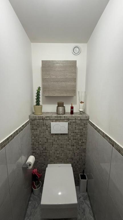 Modern apartment with sunny terrace - 4