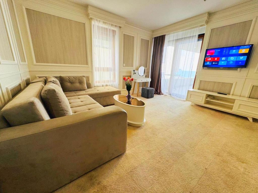Azure Coast Deluxe Residence - Budva Seafront Living Suites - 5