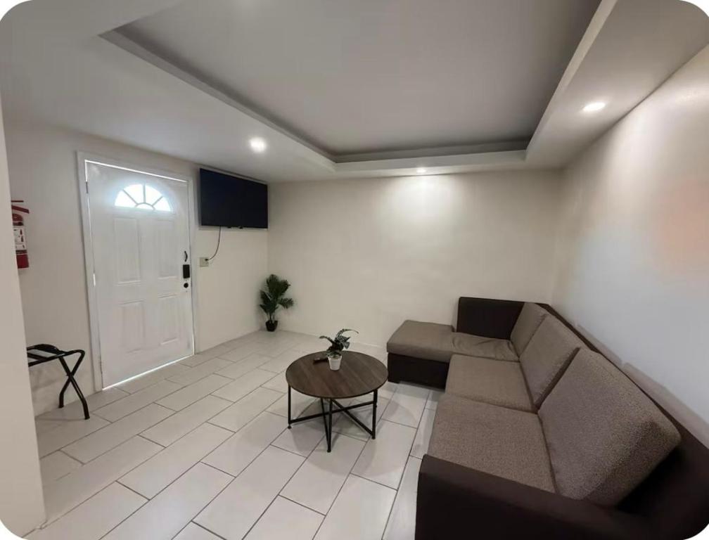 Family Condo - 2