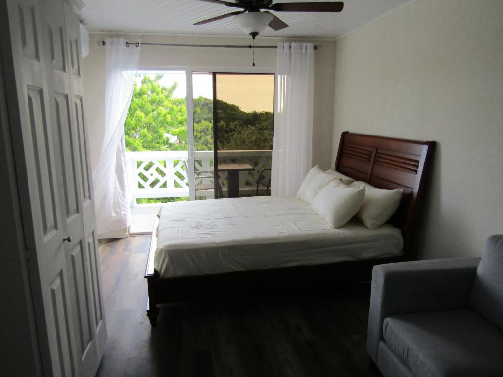 BattsRock Beach Condos 301, Saint Michael