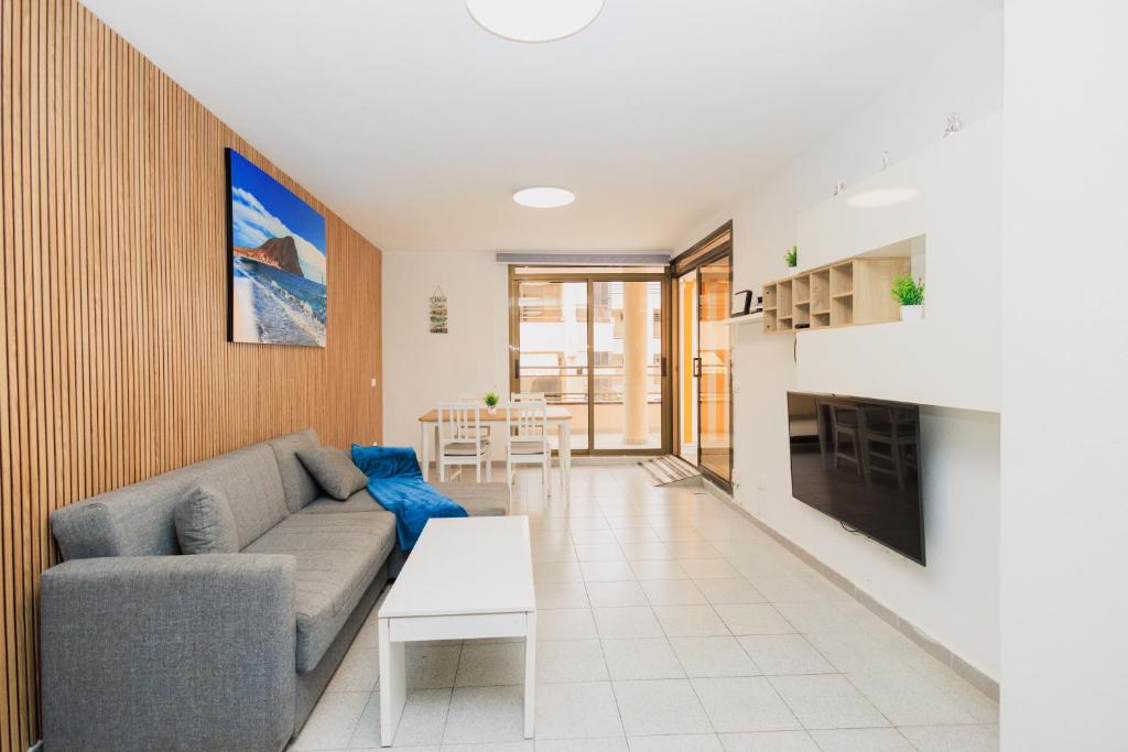Los Cristianos Penthouse Alma Homes - 3