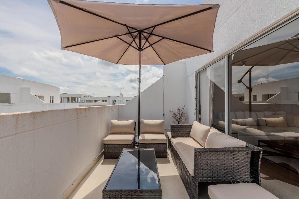 New Modern Condominium Trevi - 3