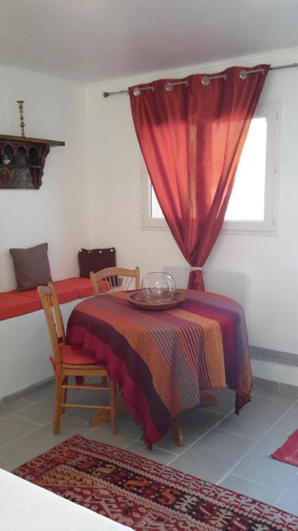 La Chambre De Salome - 5