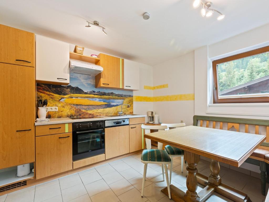 Apartment in Saalbach near Ski Lifts