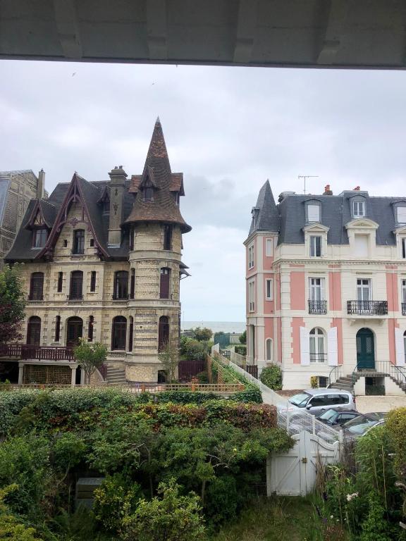 LA REPOSEE, Trouville-sur-Mer