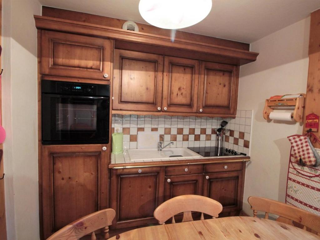 Appartement 3 pièces cabine, 6 pers, face au spa et au ski bus, proche pistes et commodités - FR-1-572-45 - 3
