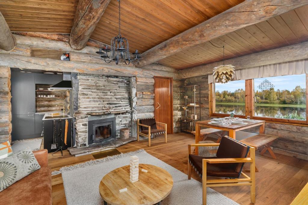 Suvantokoto Riverside Log Cabin, Rovaniemi