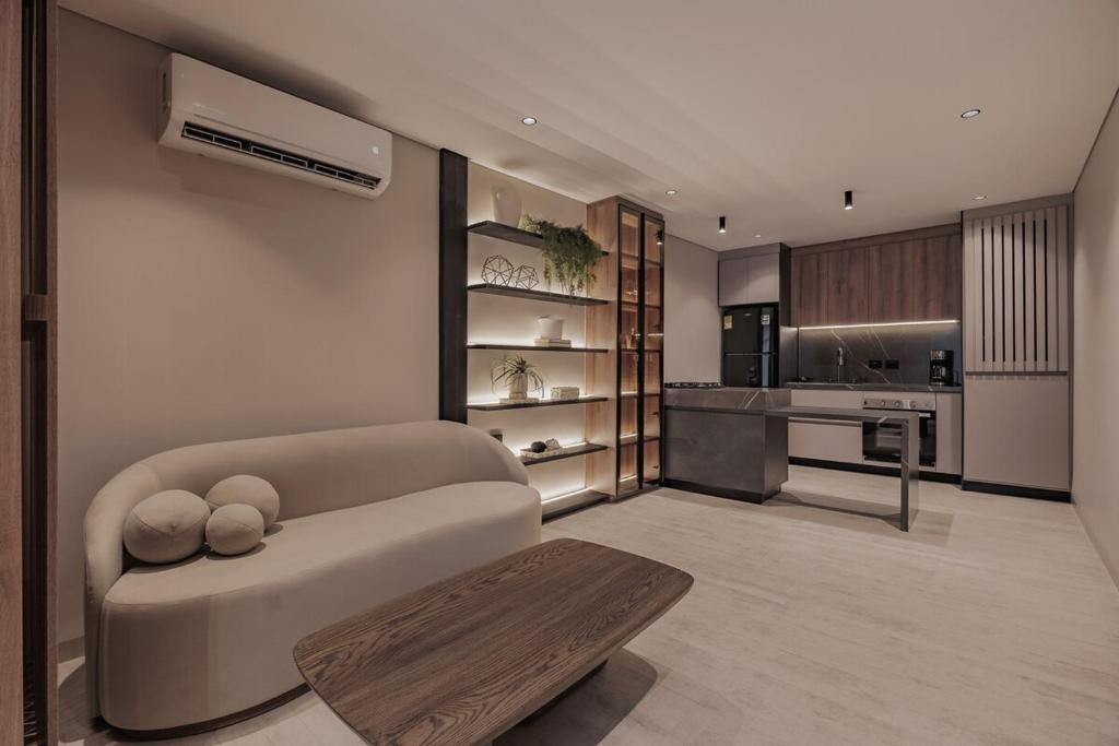 Modern & Elegant Loft in El Poblado 217 - 5
