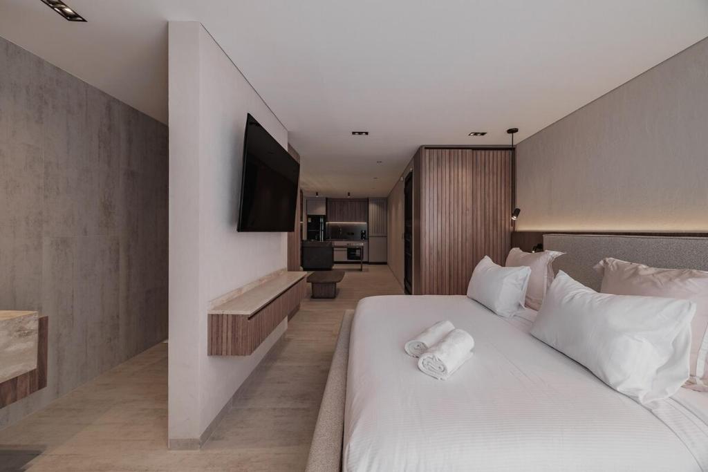 Modern & Elegant Loft in El Poblado 217 - 4