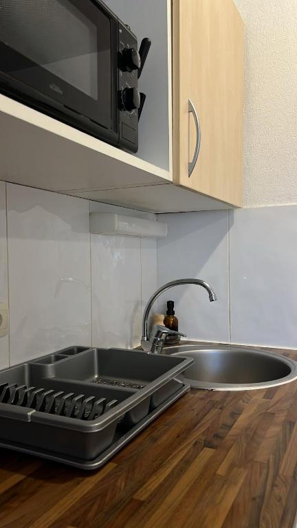 Charming apartment with terrace and parking in Carcassonne - 4