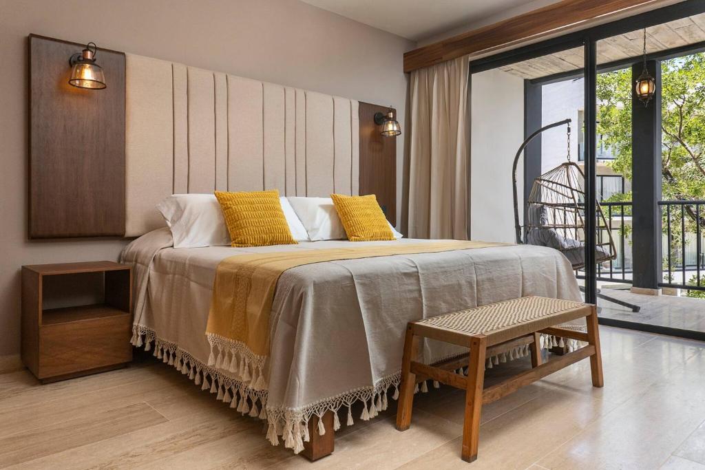 2BR Oasis in Tulum | Rooftop Pool • Wi-Fi• Parking - 1
