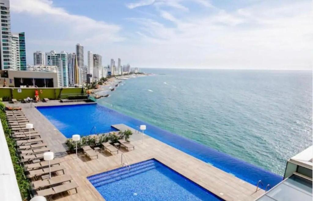 Luxurious apartment in condominium H2 with a view of the sea apto 2706 - 4